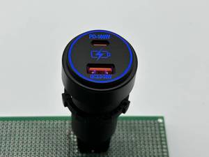 DS2310 Snellaadauto-USB met 2 poorten - Product Image 1