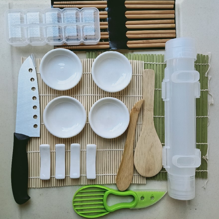 20 шт. Amazon горячая Распродажа простота в эксплуатации пластиковый ручной суши инструменты DIY суши Оборудование Набор Ролик Суши набор для начинающих