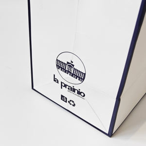 Sacs en papier cartonnés de luxe en gros avec logo de marque personnalisé pour vêtements, cadeaux, bijoux, promotion personnalisée - Product Image 3