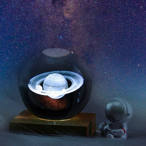 Boule de cristal de quartz créative, ornement en cristal de lune, lumière de nuit illuminée gravée en <span class=keywords><strong>3D</strong></span> avec base carrée, cadeau décoratif de bureau - Product Image 1