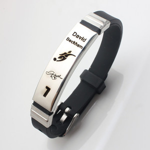Pulsera de Silicona y Acero Inoxidable CR7, Lionel Messi, <span class=keywords><strong>Cristiano</strong></span> <span class=keywords><strong>Ronaldo</strong></span>, Neymar, Estrella de Fútbol, para Hombre, Niño, Regalo para Fanáticos de la Copa <span class=keywords><strong>Mundial</strong></span> de Fútbol - Product Image 3