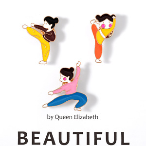 Ding Yi <span class=keywords><strong>Guess</strong></span> You Like Design Retrato de dibujos animados de Anime de Metal personalizado Insignia de hierro inoxidable Pin <span class=keywords><strong>Ropa</strong></span> Insignia de recuerdo Pin - Product Image 2