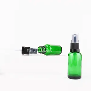 Botella cilíndrica de vidrio para Perfume, botella de vidrio verde con tapa de rociador de niebla, 5ml, 10ml, 15ml, 20ml, 30ml, 50ml, 100ml, con Alcohol