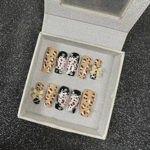 Ventas directas francés Rosa dulce princesa extraíble Nail Art almendra cuadrado fiesta pegatina hecha a mano prensa en las <span class=keywords><strong>uñas</strong></span> - Product Image 2