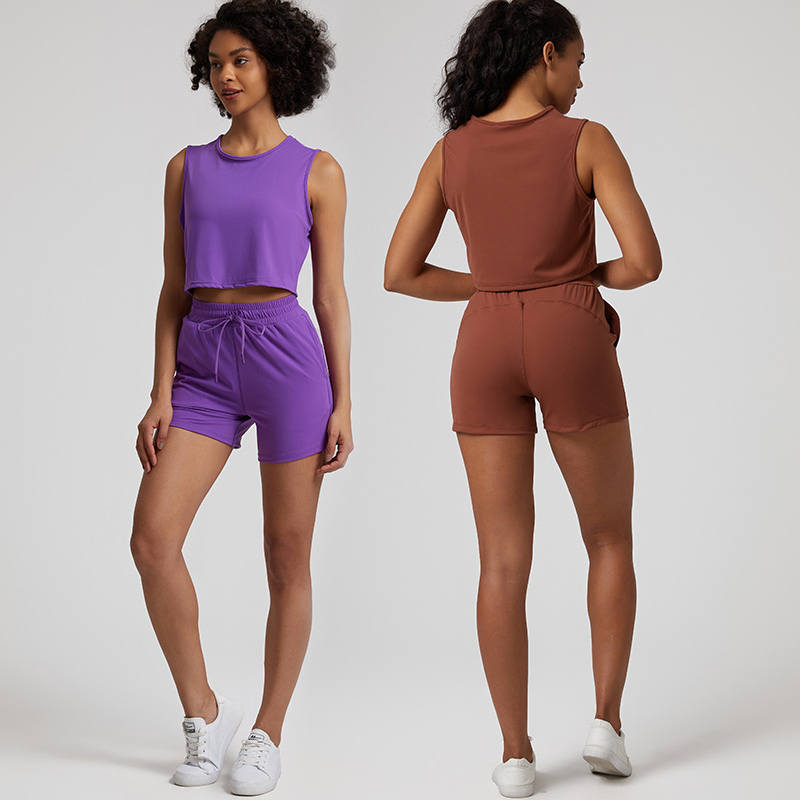 Wholesale Nude Breathable Sleeveless Crop Tank Top Loose Casual Elastic Pocket 2 Piece Sports Gym Yoga Set Women Fitness Wear