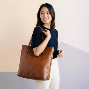 Sac à main élégant en cuir véritable BS INTERNATIONAL pour femme, avec fermeture éclair, impression de logo personnalisée, durable et résistant à l'eau - Product Image 1