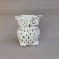 Brûleur d'huile en céramique en gros en forme de hibou pour la décoration intérieure, chauffe-huile personnalisé pour bougie chauffe-plat