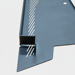 Plaque de montage en tôle de haute précision, modèle personnalisé, avec découpe et pliage, pour ventilation de rack d'armoires industrielles - Product Image 1