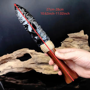 Ornement d'obsidienne en cristal naturel de la mer de Chine orientale en forme de poignard vente chaude pour couteau volant magnifiquement sculpté - Product Image 4
