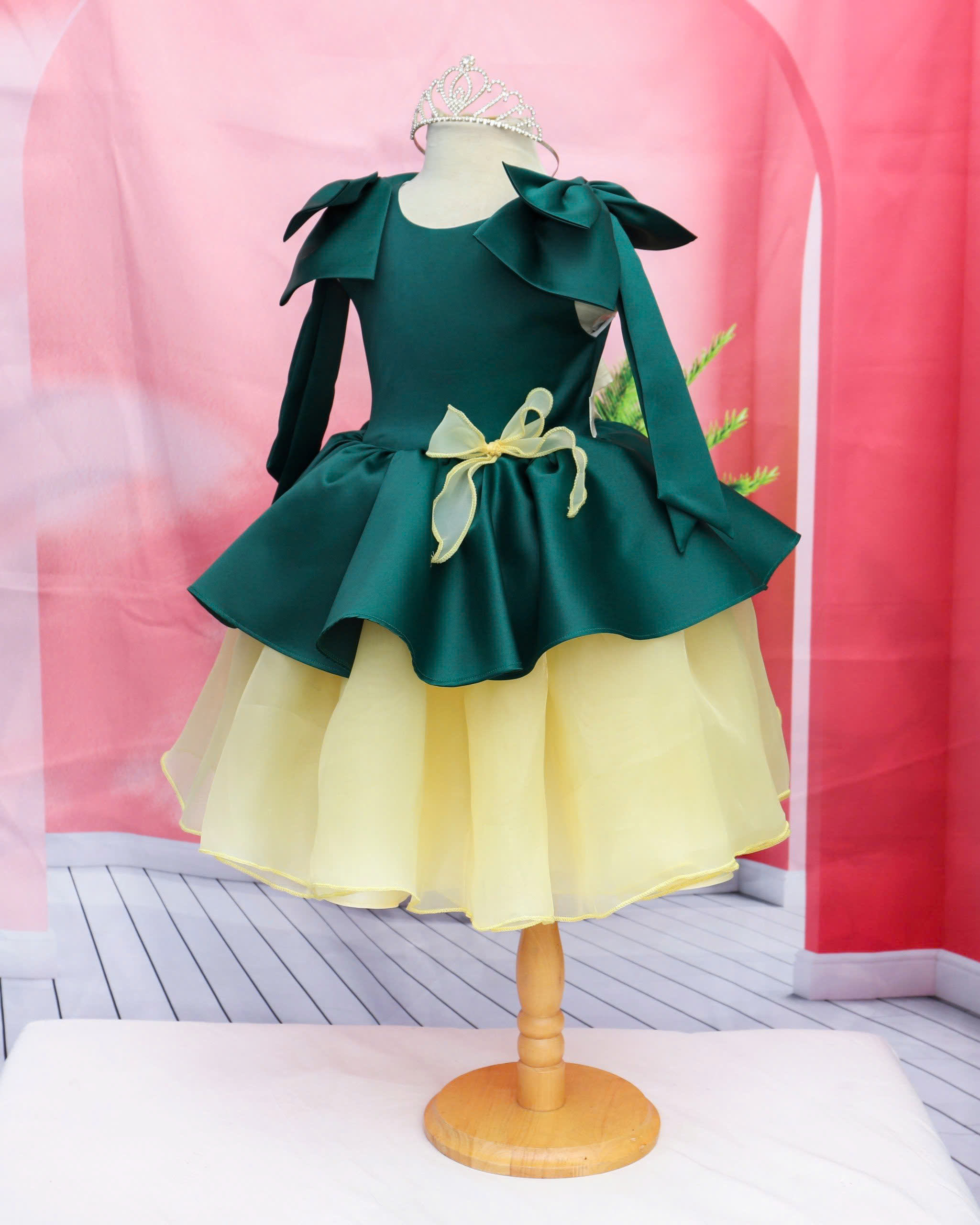 สีเขียว/สีเหลือง