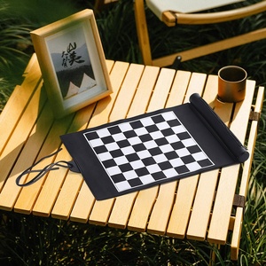 2023 di lusso portatile in pelle Roll da viaggio a <span class=keywords><strong>scacchi</strong></span> Set di giochi da tavolo per adulti Design personalizzato del produttore di giochi da tavolo - Product Image 4