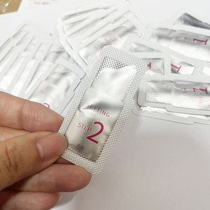 Sachets Monodosis Veganos Sin Aire <span class=keywords><strong>Para</strong></span> Permanente <span class=keywords><strong>de</strong></span> <span class=keywords><strong>Pestañas</strong></span> y <span class=keywords><strong>Lifting</strong></span> <span class=keywords><strong>de</strong></span> <span class=keywords><strong>Pestañas</strong></span> Rápido y Laminado <span class=keywords><strong>de</strong></span> Cejas al Por Mayor con Logo Personalizado - Product Image 4