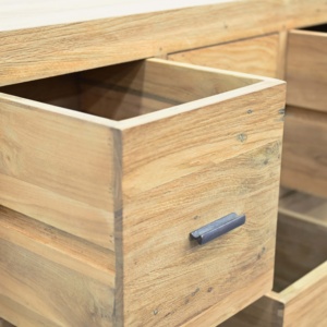 Cómoda Antigua de Teca con 9 Cajones Hechos a Mano y Patas Cónicas, Cajonera de Madera Reciclada con Textura Envejecida para Dormitorio - Product Image 5