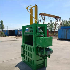 Compacteur hydraulique de bouteilles en plastique carrées Longmiao haute sécurité avec moteur et composants PLC, garantie 1 an - Product Image 4
