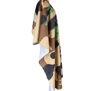 Logo personnalisé en polyester, matériau en graffiti, ciseaux 4 couleurs, impression barbe, tablier de coiffure, cape de salon - Product Image 5