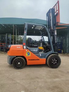 3 Ton Competitive Price on Diesel Forklift <b>Used</b> TOYOTA Internal Combustion Forklift for Sale - Product Image 3