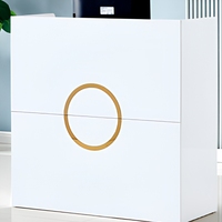 Mini bureau de réception moderne avec comptoir double usage pour hôtel et entreprise en démarrage (start-up)