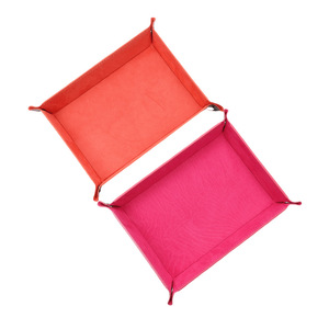 Cambio plegable Candy mesa rectangular escritorio Almacenamiento de objetos Cuero láser Nogal Cuero curtido Gris Valet Bandeja para accesorios - Product Image 3