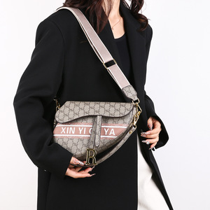 Xin Yi Gya Women's Saddle Bag <b>Small</b> PU Crossbody <b>Handbag</b> With Zipper And Shoulder Strap - Product Image 6