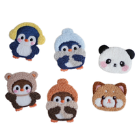 Patchs en chenille autocollants, adorable pingouin de dessin animé 3D, patch brodé en tissu éponge pour vêtements d'enfants, sac à dos, chapeau, décoration