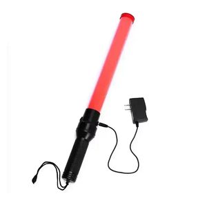 ผู้จัดจำหน่ายมืออาชีพ <span class=keywords><strong>ราคา</strong></span>สุดคุ้ม กระบองไฟ LED ควบคุมการจ<span class=keywords><strong>รา</strong></span>จร ขนาด 26/54 ซม. แบบชาร์จไฟได้ - Product Image 1