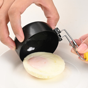 Cuiseur à œufs pliable transfrontalier de type oreille, en silicone anti-brûlure et antiadhésif, moule à œufs pochés, cuillère à œufs - Product Image 1