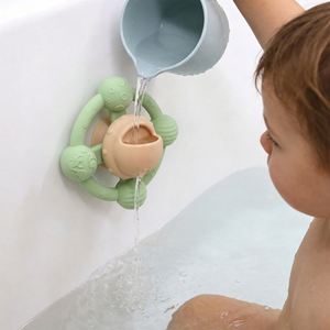 Jouets de bain en silicone en gros pour bébés, jouet rotatif à ventouse sensoriel pour tout-petits, OVNI, planète spatiale, pulvérisation d'eau, amusement dans la baignoire - Product Image 2