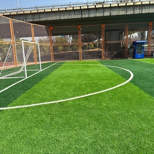 Instalaciones Deportivas APEX para Fútbol, Tenis y Fútbol Sala, <span class=keywords><strong>Cancha</strong></span> <span class=keywords><strong>de</strong></span> Pádel con Fútbol para <span class=keywords><strong>7</strong></span> Personas, Césped Artificial a <span class=keywords><strong>Precio</strong></span> Económico - Product Image 2