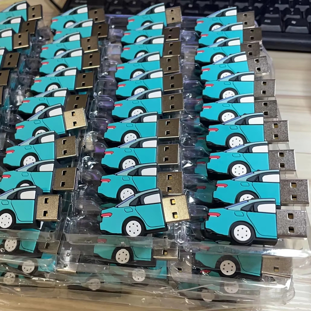 Custom 3D Car Shape Pendrive  PVC USB Flash Drive USB Flash Memory Custom Rubber USB Flash Drive With Logo PenDrive Memory Stick