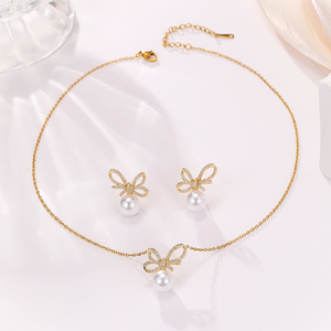Ensemble collier et boucles d'oreilles en perles, collier et boucles d'oreilles en zircon papillon, collier et boucles d'oreilles réalistes, ensembles de collier et boucles d'oreilles en or - Product Image 1