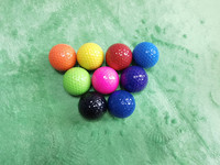 Balles d'entraînement de golf deux pièces multicolores balle professionnelle double couche mini balles de golf colorées aides à l'entraînement intérieur extérieur
