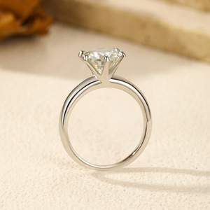 Anillo de Compromiso Clásico de Plata S925 con Oro Blanco y Diamante de Corte Brillante Redondo en Engaste de Puntas, Joyería Fina para Mujer - Product Image 6