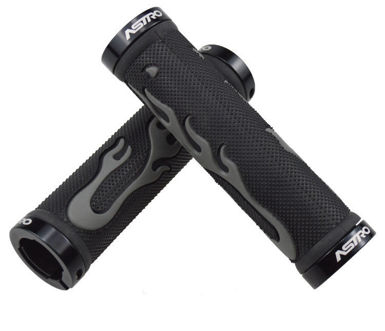 สีดำสีดำ