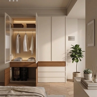 Armoire de chambre murale intégrale en noyer massif sculpté, avec cloison, rangement décoratif encastré multi-niveaux
