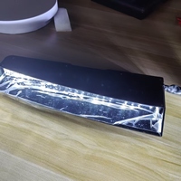 Nouvelle lumière stroboscopique LED pour pare-soleil de voiture tricolore, haute luminosité, lumière d'avertissement d'urgence universelle pour véhicule