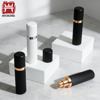 Flacons de parfum en verre rechargeables de 8 ml et 10 ml, design voyage, en plastique magnétique, pour échantillons de parfum et vaporisateurs de Cologne