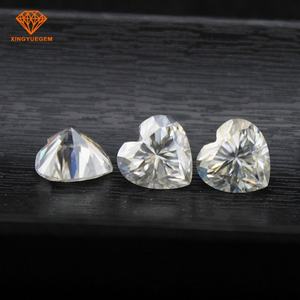 Certificado Xingyue Gra, Moissanita Suelta al por Mayor, Creada en Laboratorio, Corte Corazón, Súper Blanca, Color VVS, Efecto de Juego de Color/Fuego, Certificada por Terceros - Product Image 3