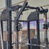 Équipement de fitness multifonctionnel pour la maison : Cage de musculation complète avec poulie arrière et machine Smith