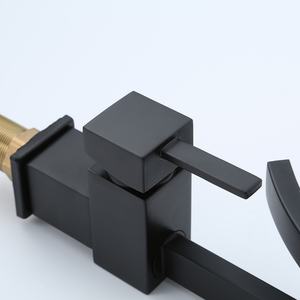 Robinet de cuisine et de salle de bain contemporain à trou unique, robinet de lavabo créatif en cascade, mélangeur en laiton, finition noire pour lavabo - Product Image 4