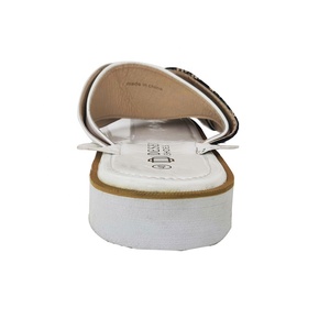 รองเท้าแตะผู้ชายแบบสวม PU คุณภาพดี แฟชั่นใหม่ ปี 2026 สำหรับกิจกรรมกลางแจ้ง  รับสั่งทำตามแบบ - Product Image 4