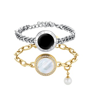 Nueva llegada <span class=keywords><strong>TOTWOO</strong></span> Soulmate pulseras inteligentes joyería de moda parejas emparejamiento táctil de larga distancia conectividad Bluetooth joyería - Product Image 1