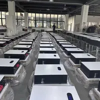 Garantie EU de 5 ans, batterie solaire LiFePO4 5 kWh 10 kWh 51,2 V 100 Ah 200 Ah, système de stockage d'énergie domestique 48 V, protection IP54