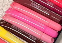 Gloss à lèvres liquide pigmenté brillant 28 teintes, enrichi en peptides, non collant, effet repulpant et hydratant, pour la vente en gros