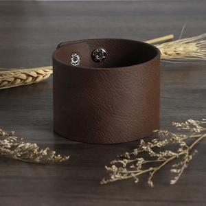 Bracelets personnalisés en cuir synthétique gravés au laser, <span class=keywords><strong>bracelet</strong></span> manchette ajustable pour femmes, <span class=keywords><strong>bracelet</strong></span> large en cuir vierge - Product Image 4