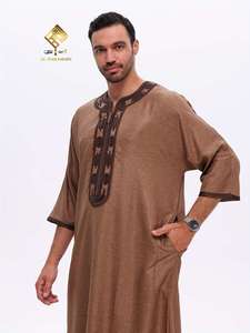 Nouvelle Robe Arabe Haut de Gamme pour Homme 2025 : Matière Douce Anti-Boulochage, Manches Trois-Quarts Élégantes, Qualité Supérieure - Product Image 2