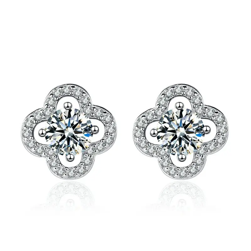 S925 orecchini in argento Mosonite a quattro foglie con diamanti orecchini femminili design di minoranza gioielli semplici