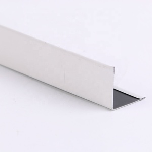 Près du corps suspendu de 2 m, pièces de grille de plafond, plaques de plâtre, Angles muraux galvanisé pour canaux - Product Image 4