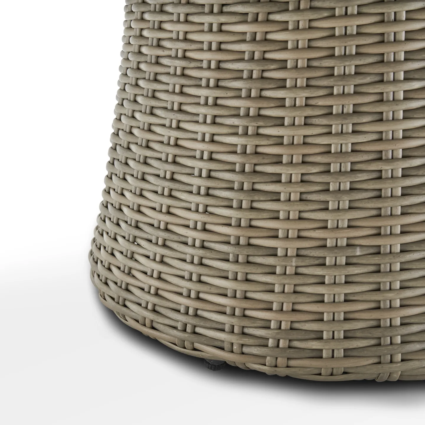 Modern Wholesale Luxury Patio Design Garden Outdoor Pool Set Furniture Wicker Round Rattan Fabric Coffee Table