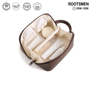 Grande trousse de toilette marron chocolat en cuir PU 29 cm, ouverture à plat, sac de toilette avec double fermeture éclair dorée, poignée, logo personnalisé, OEM, voyage - Product Image 1
