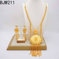 Ensemble de collier long et de boucles d'oreilles plaqués or à la mode pour femmes, ensembles de bijoux en gros